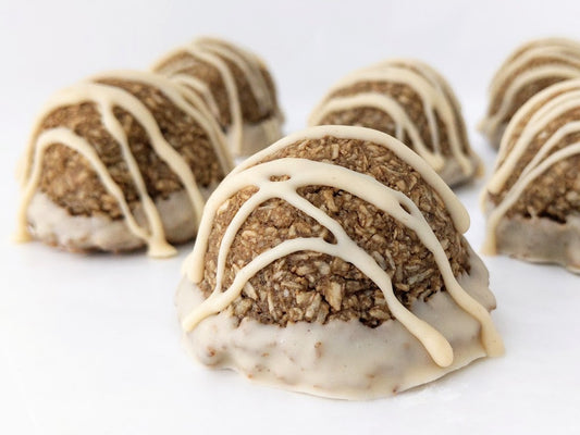 Hojicha Coconut Macaroons